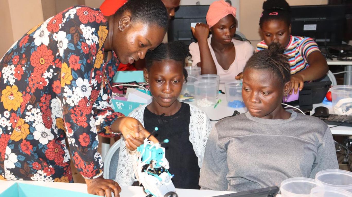 Girls STEM Mentoring Session