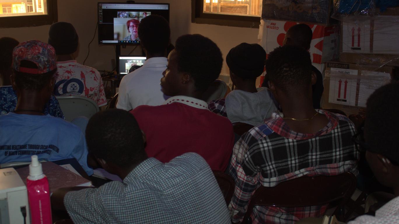 Students participating in the Zoom Mentoring Session