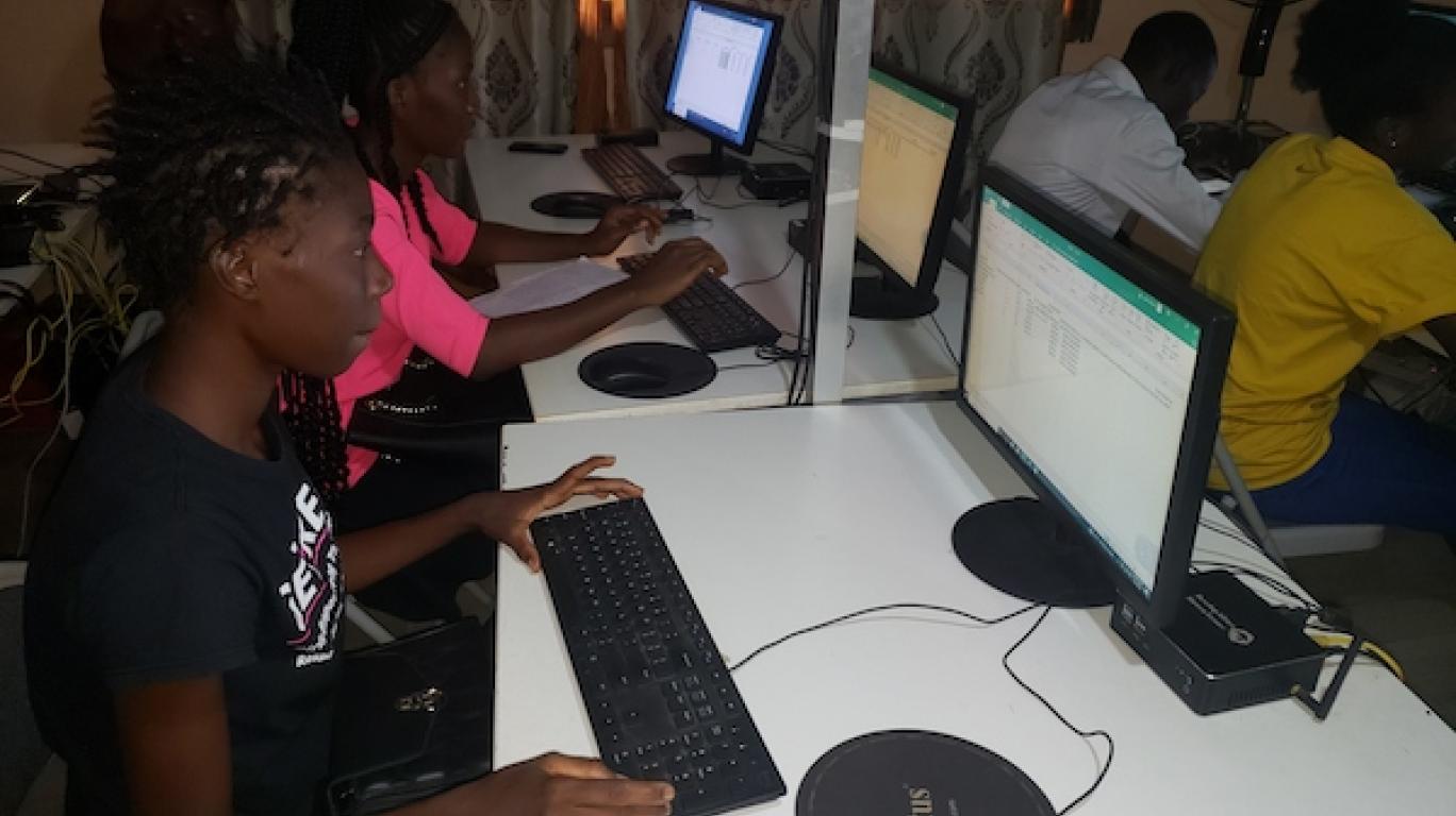 Computer training session at the Develop Africa Sierra Leone computer lab