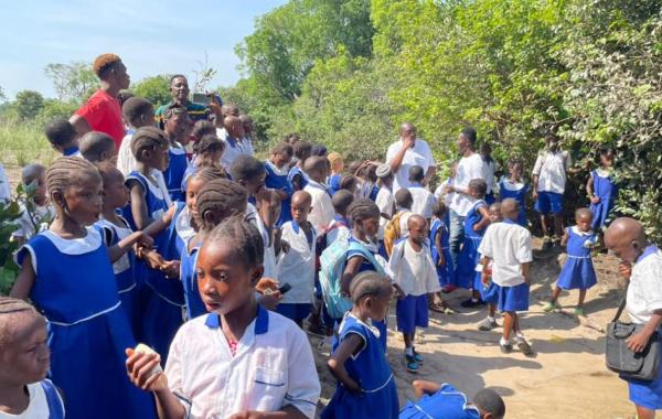 The kids of Magbaikoli Village with Sylvester