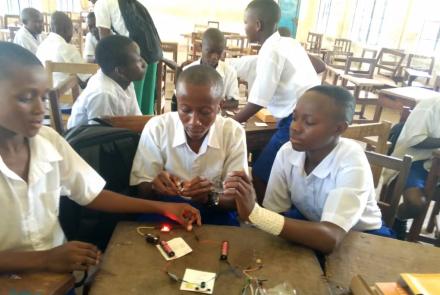 Students using the DEXT kits